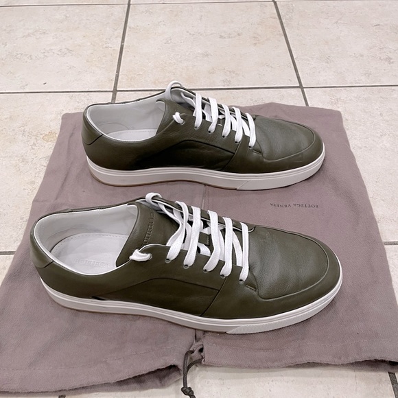 Bottega Veneta Men’s Leather Sneakers - Picture 1 of 5